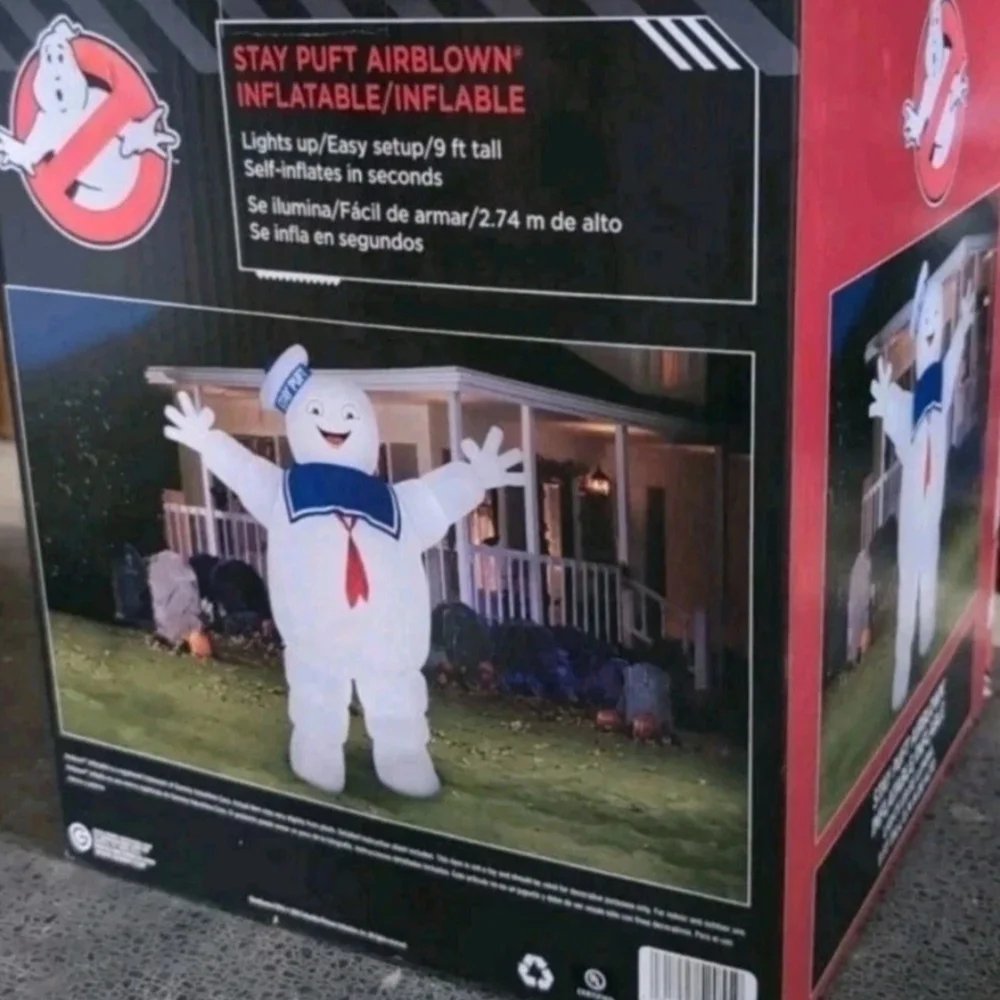 9 Foot Inflatable‎ Stay Puft Marshmallow Man Blow Uo